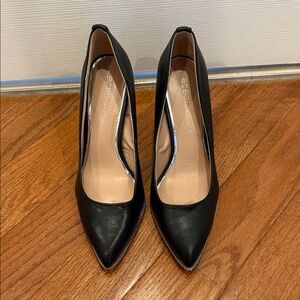 BCBGeneration Black Pointed-Toe Classic Pumps